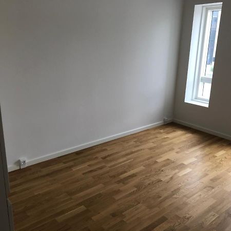 Big Room In Shared Apartment With King Size Bed コペンハーゲン エクステリア 写真
